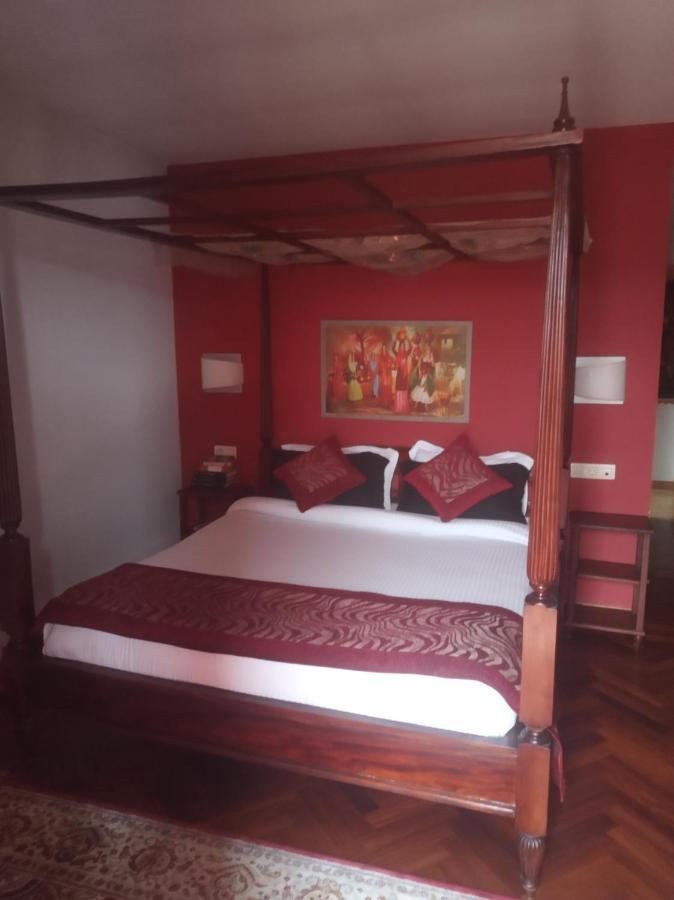 Hotel Kerala San Esteban de Pravia Exterior photo