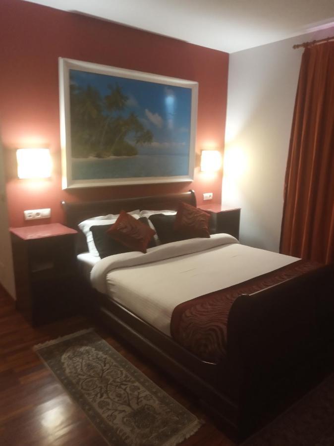 Hotel Kerala San Esteban de Pravia Exterior photo